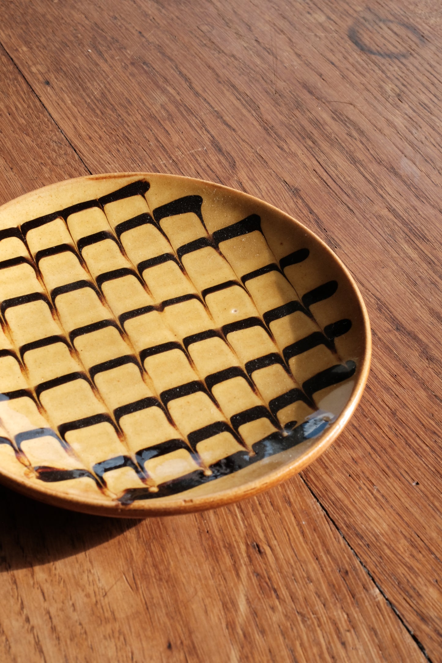 Slipware Plate S