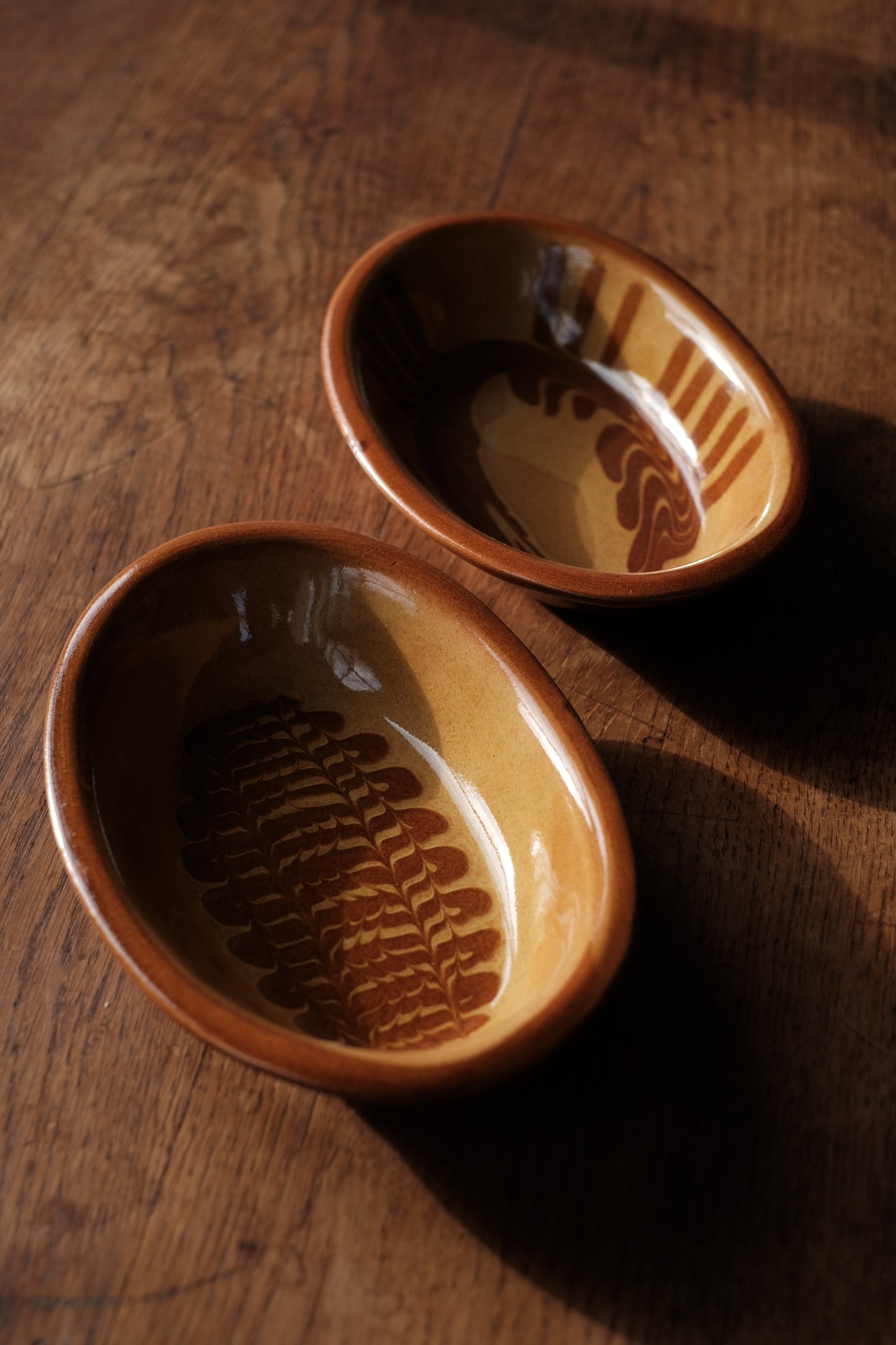 Slipware Ellipse Bowl / Wave