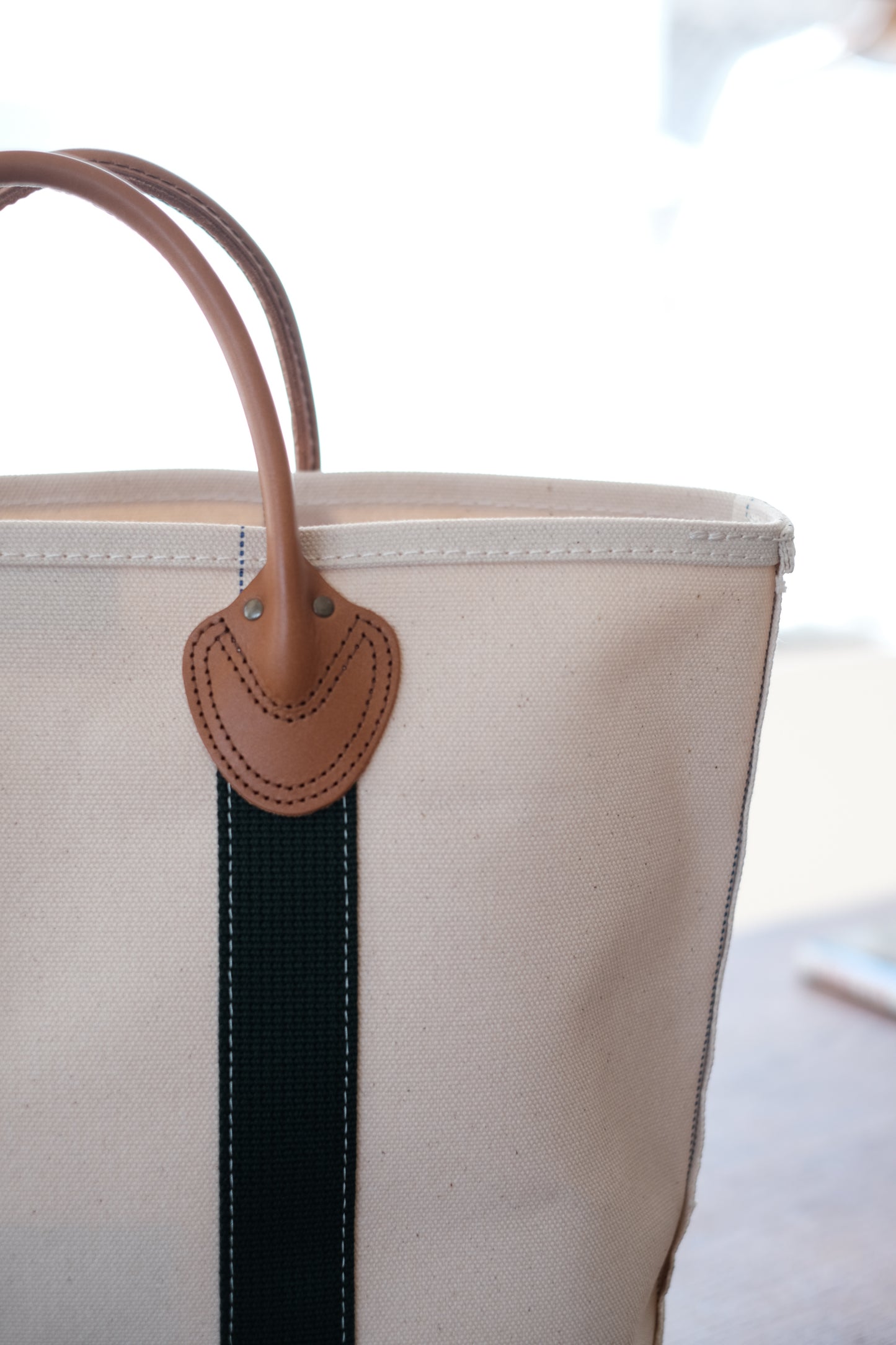 LEATHER HANDLE TOTE 80's / GREEN / TALL