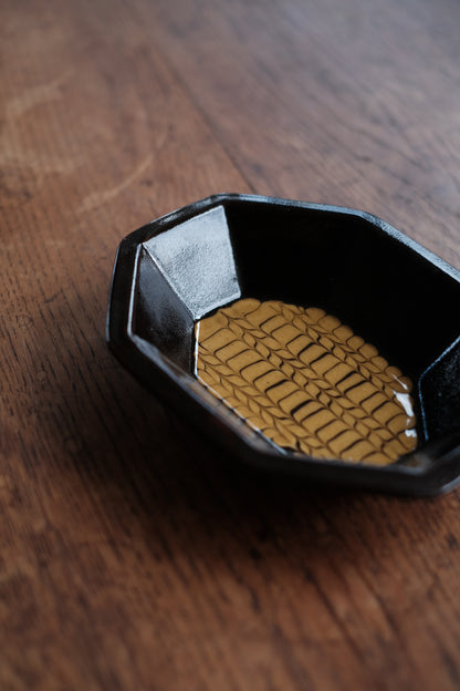 Slipware Octagonal Bowl