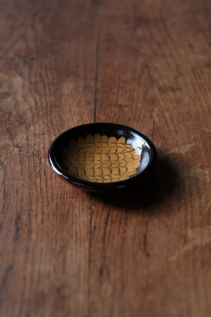 Slipware Plate XS / Brown