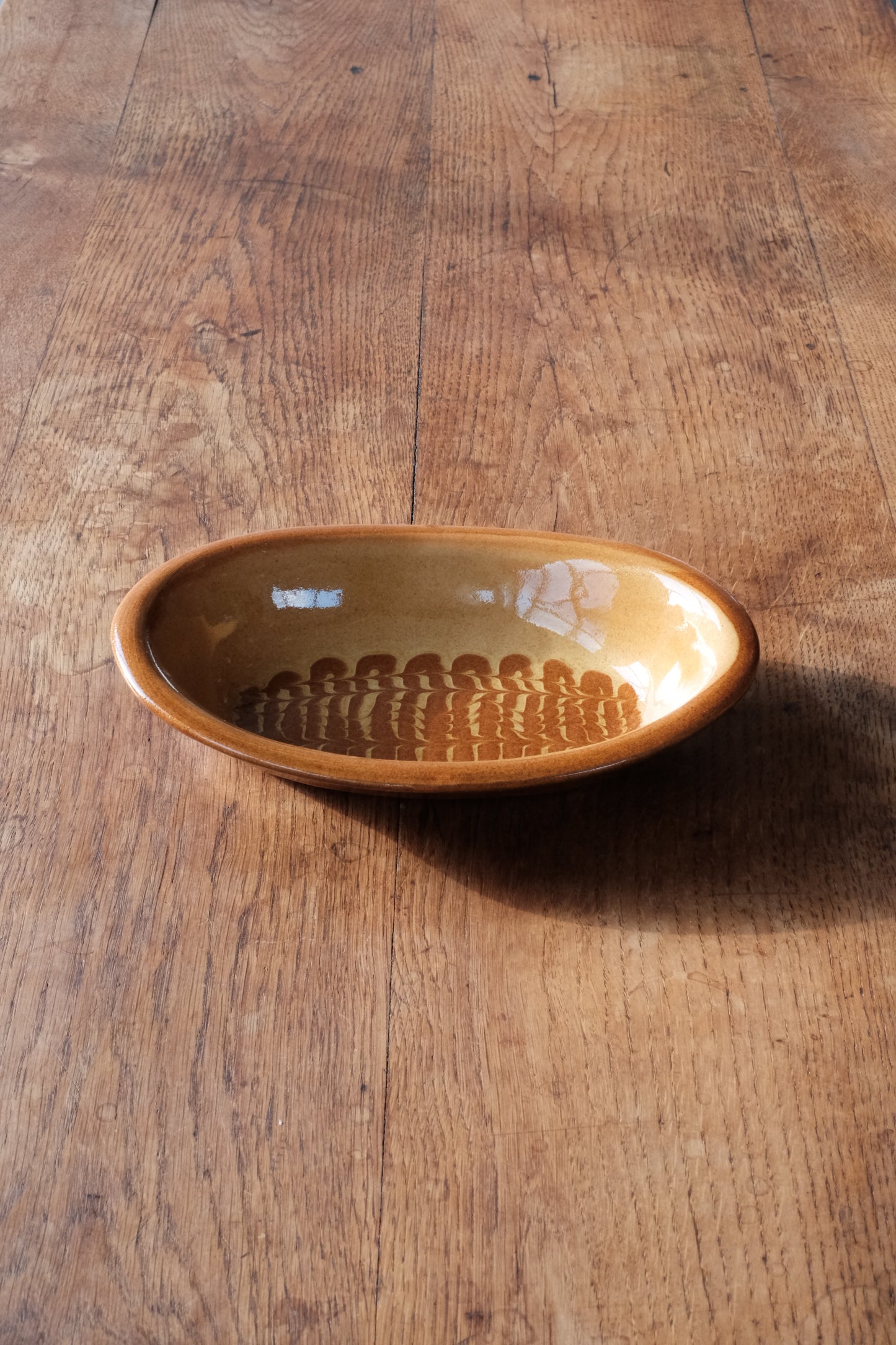 Slipware Ellipse Bowl / Wave