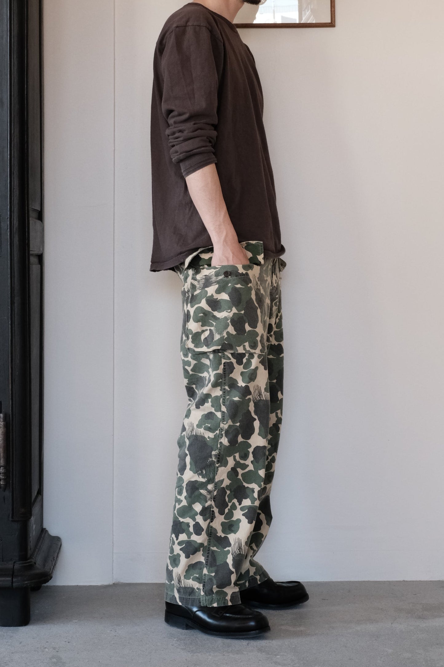 D.H.CAMO CARGO TROUSERS