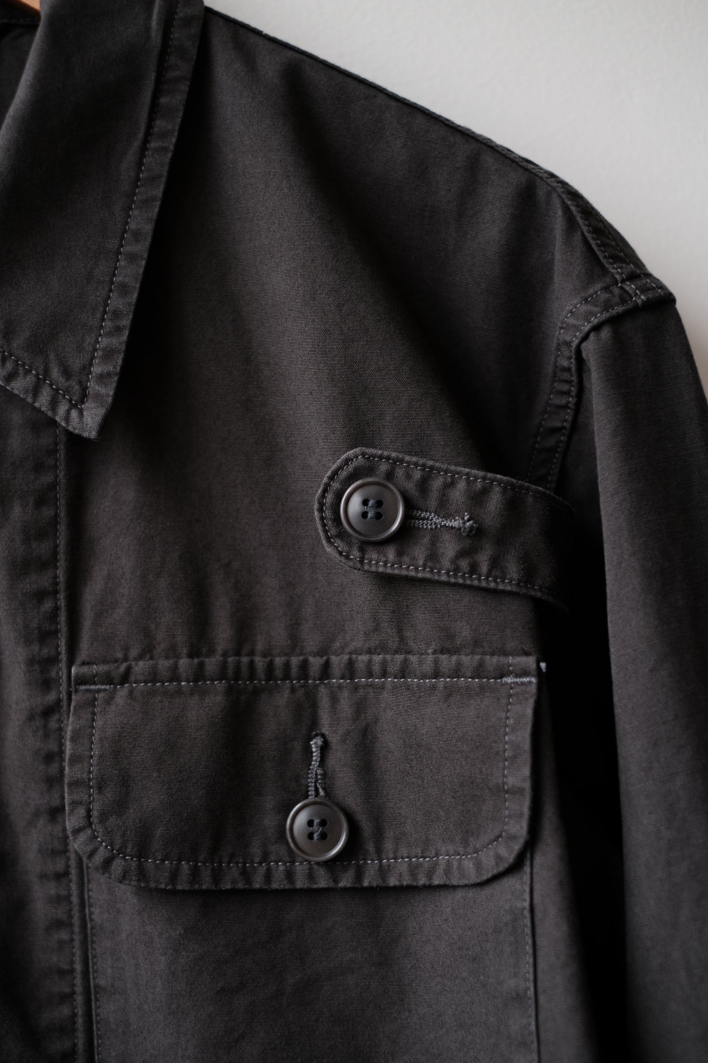 POPLIN CLOTH UTILITY JACKET / FADED CHARCOAL