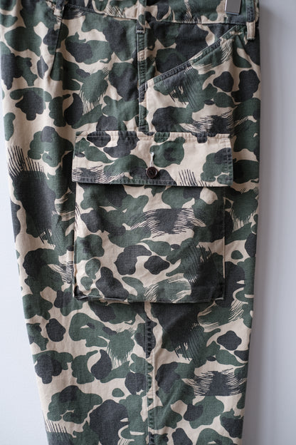 D.H.CAMO CARGO TROUSERS