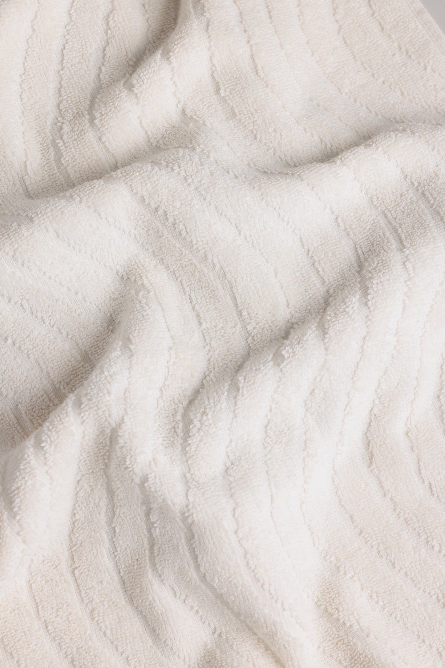 VIRGINIA HAND TOWEL / Ivory